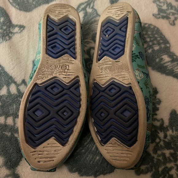 Tom’s, whale shark pattern size 5 - Picture 2 of 2